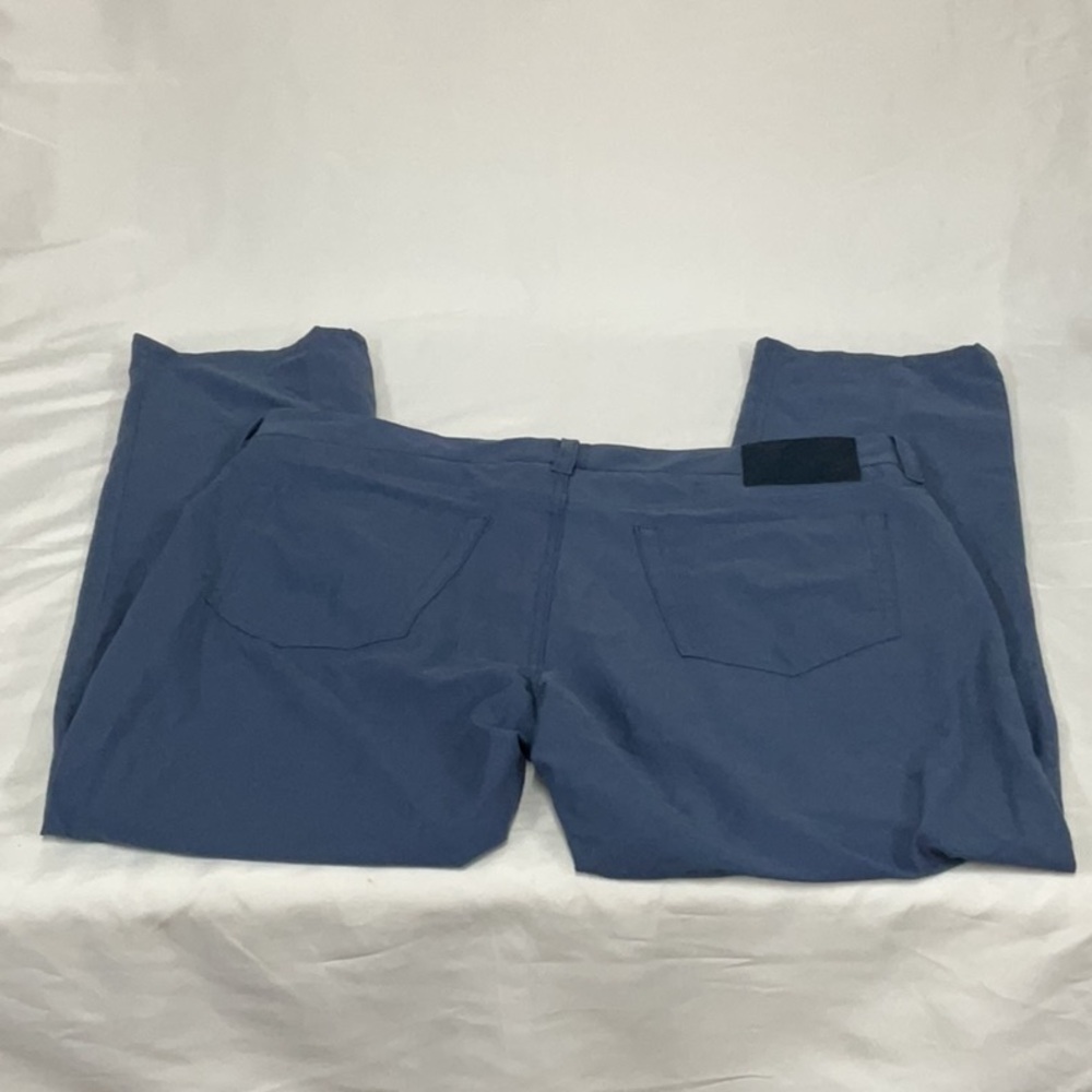 EUC Mens navy vineyard vines pants - Picture 4 of 5
